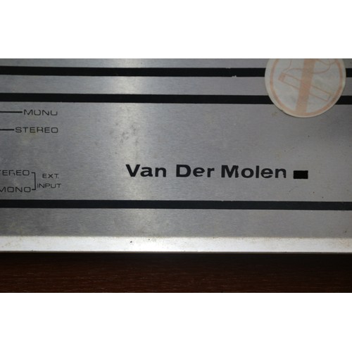 151 - Van Der Molen Stereo Unit & 2 Van Der Molen Speakers