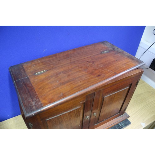 601 - Aged Wooden Cabinet, Lid Needs Slight Attention, 55cm wide