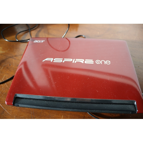 1 - Acer Aspire One 533 10.1