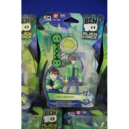 12 - Set of 5 Ben 10 Force Figures, New in Box