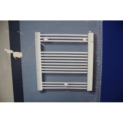 107 - Homebase White Napoli Kitchen Towel Warmer