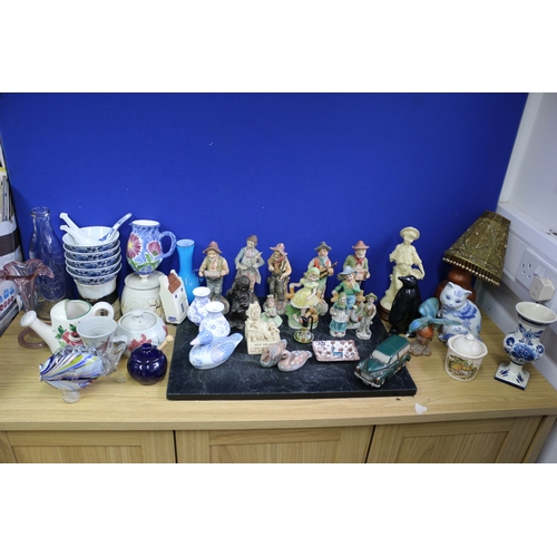 218 - Mixed Lot Including Soup Bowls, Figurines, Small Pots, End of Day Murano Etc