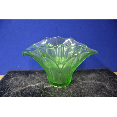 16 - URANIUM FLOWER DISPLAY VASE WITH HOLDER