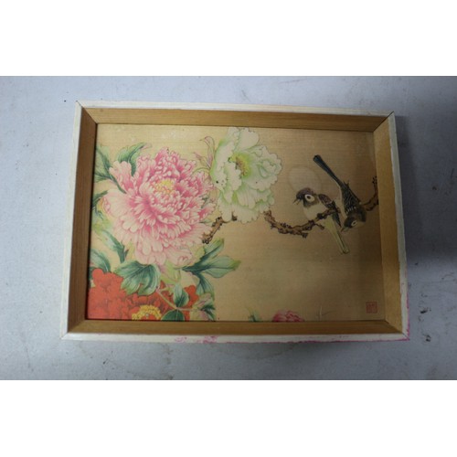 534 - HAND PAINTED VINTAGE CHINESE PAINTED IN FRAME