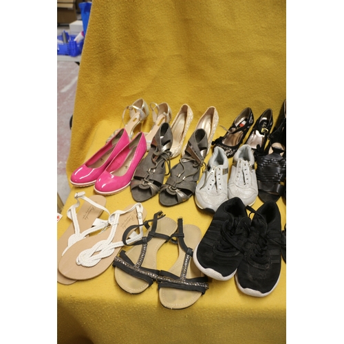 14 - Large Bundle of Shoes - All in Nice Condition