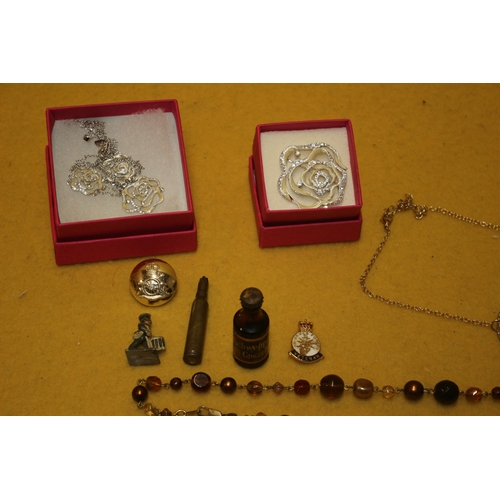 54 - Nice Bundle of Mixed Costume Jewellery plus Watches and Vintage Items