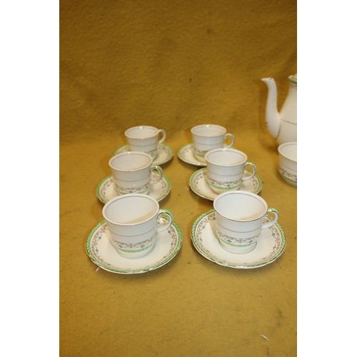 254 - Small Set of 6 Tea Set