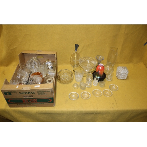 39 - Large Selection of Glassware Items