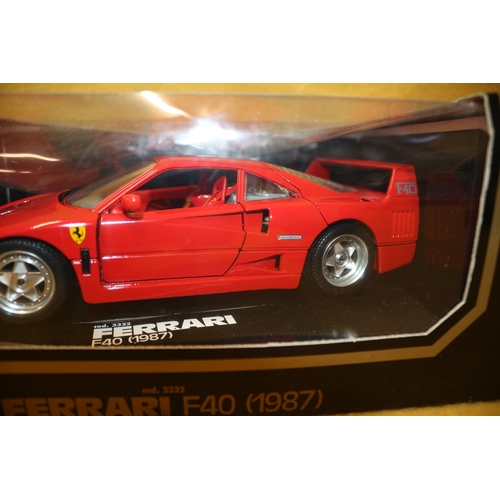 45 - Boxed Burago Ferrari F40 1:18 Scale Die Cast Model Car