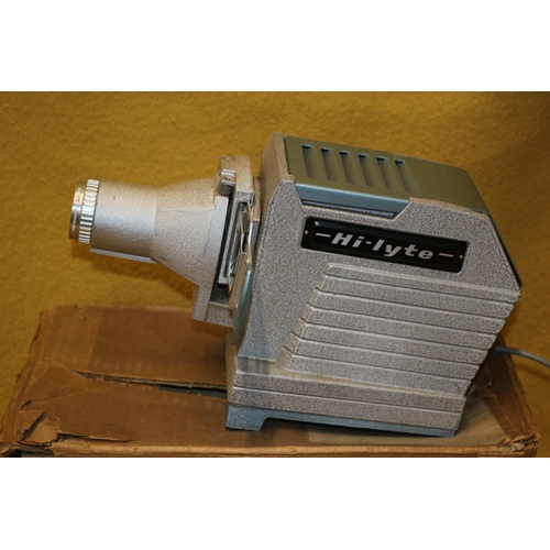 334 - Vintage Hi-Lyte Projector in Original Box