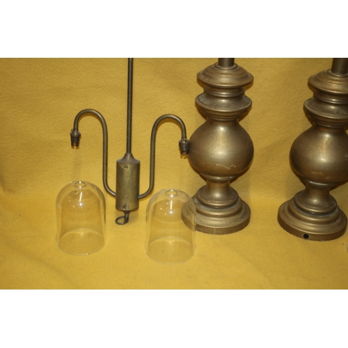 341 - 2 x Large Adjustable Brass Lamps (61cm Highest) plus 2 x Vintage Brass Long Stem Lights with Twin Gl... 