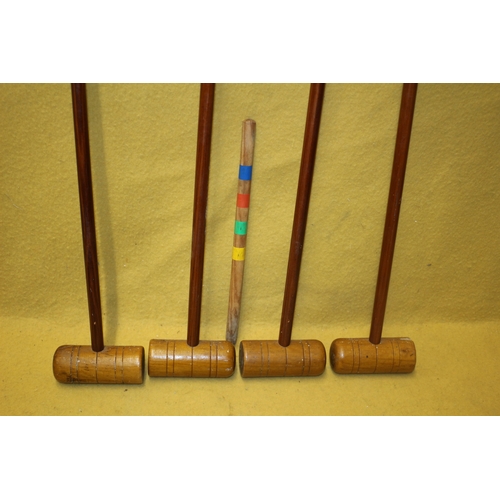 370 - Vintage croquet mallets, Great Condition