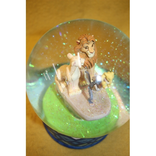 117 - Disney Lion King Snow Globe 