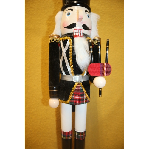 134 - XL Nutcracker, 52cm