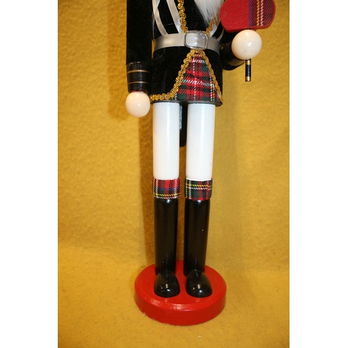 134 - XL Nutcracker, 52cm