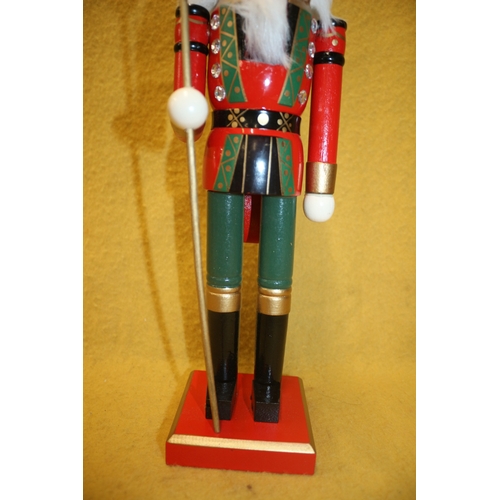 137 - Nutcracker, 38cm