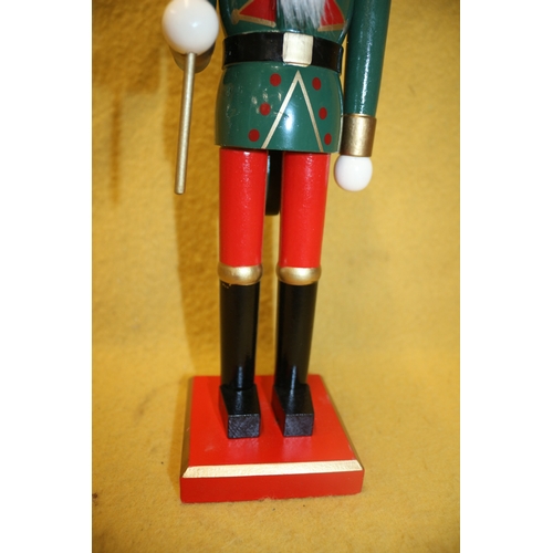 139 - Nutcracker, 38cm