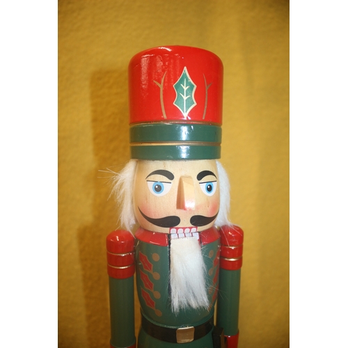 140 - Nutcracker, 38cm