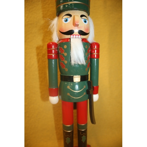 140 - Nutcracker, 38cm