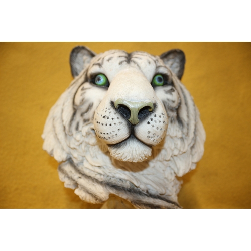 173 - Resin White Tiger , 31cm Tall