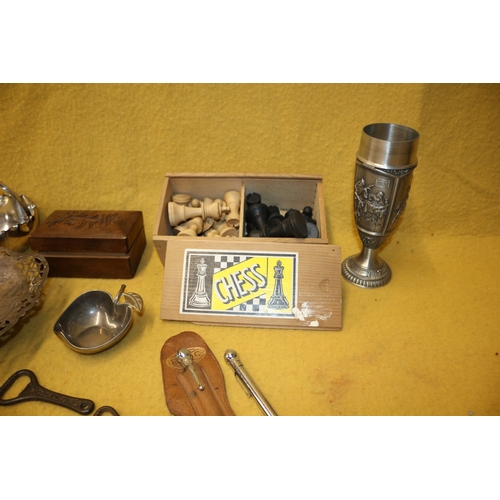 188 - Mixed Bundle Including Metal ware