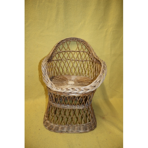 261 - Vintage Small Wicker Chair