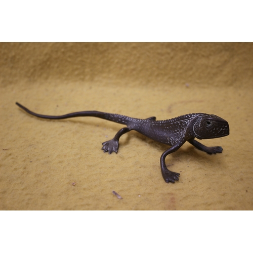 475 - Bronze Aged Lizard - Possibly from Japan? - 26cm Long