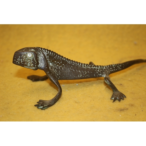 475 - Bronze Aged Lizard - Possibly from Japan? - 26cm Long