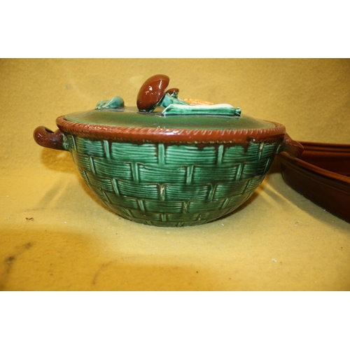 477 - 1930's Belgium Made Tellurite Majolica Styled Pot with Lid Designed Like a Basket with Vegetables on... 