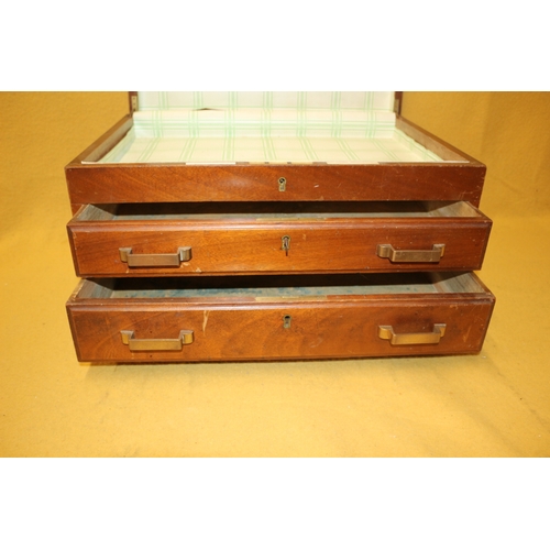 490 - Vintage Collectors Box with 2 x Drawers and Fold Open Lid