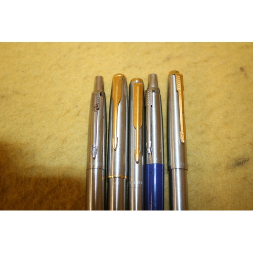 496 - Selection of Parker Pens