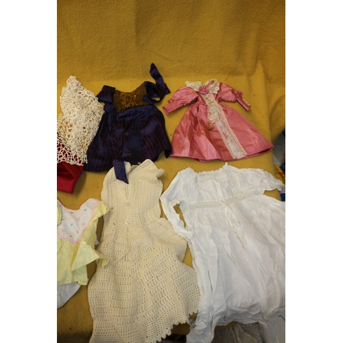 512 - Nice Selection of Vintage Dolls Clothing