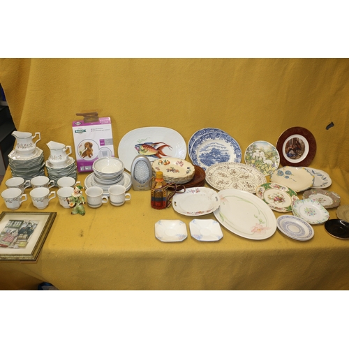 519 - Large Selection of Chinaware including Denby and Large Fish Dish