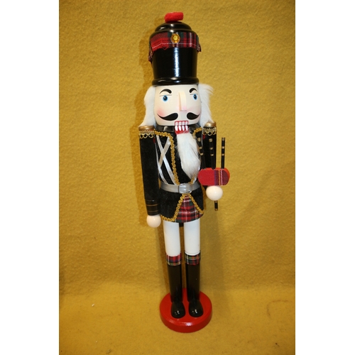 184 - XL Nutcracker, 52cm