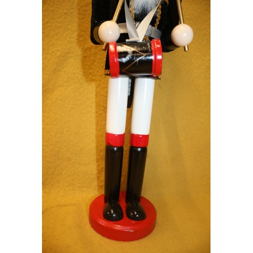 186 - XL Nutcracker, 52cm