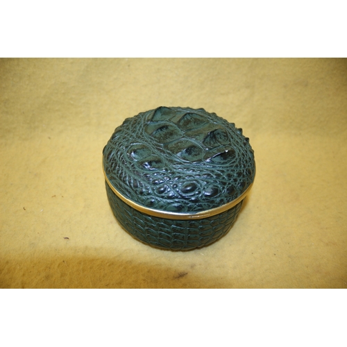 225 - Crocodile skin Design Lidded Pot, 13.5cm in Diameter