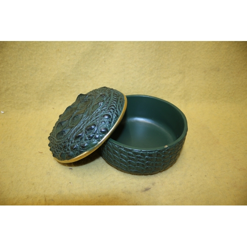 225 - Crocodile skin Design Lidded Pot, 13.5cm in Diameter