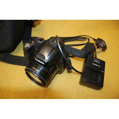 15 - Panasonic Lumix DC Vario Camera, Working