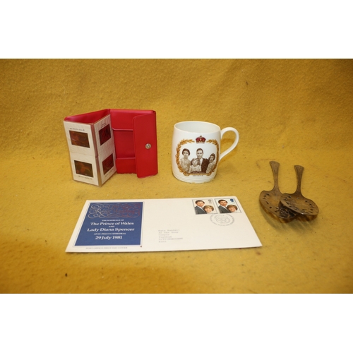 16 - Royal Family Ephemera including First Day Covers, Cake Slicers with Crest, Mug and Photo Slides