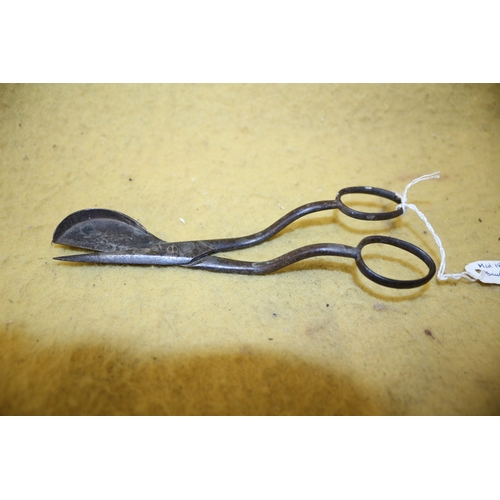 44 - Wick Candle Snugger Scissors, believed to be 18th Century