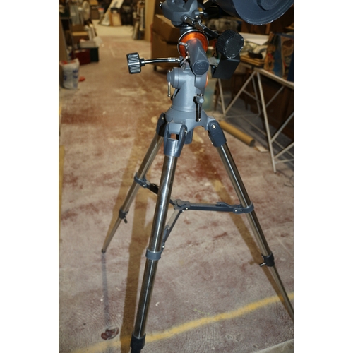 105 - Celestron Astromaster 130 Telescope with Extendable Legs , max 157 cm height