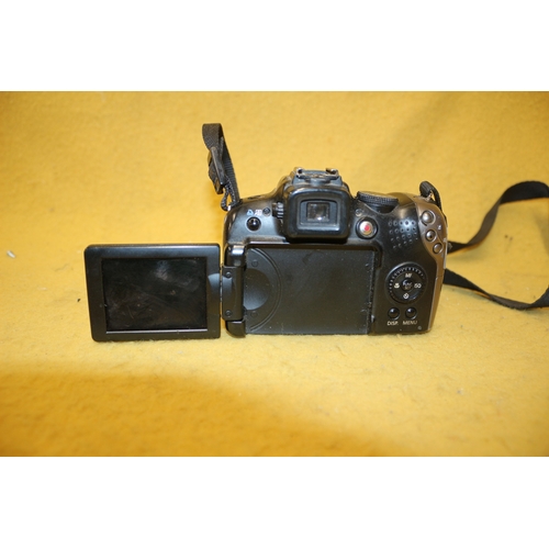 13 - Canon Powershot SX20 IS camera untested