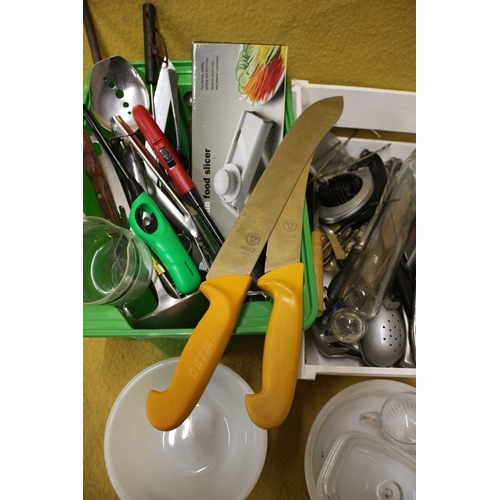 21 - Bundle of kitchenware including Wenger Swibo knives