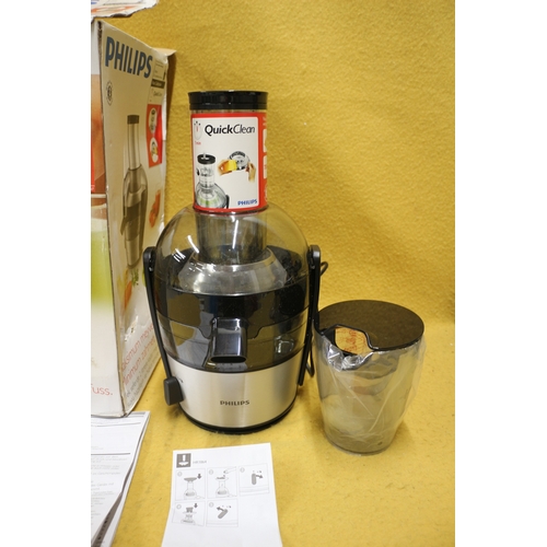 36 - Phillips Viva HR1864 700W juicer in box, untested