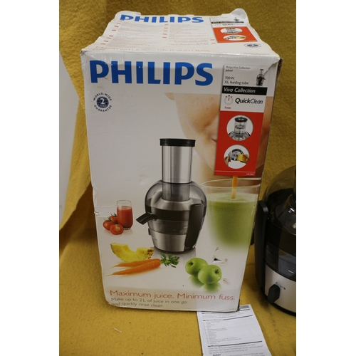 36 - Phillips Viva HR1864 700W juicer in box, untested