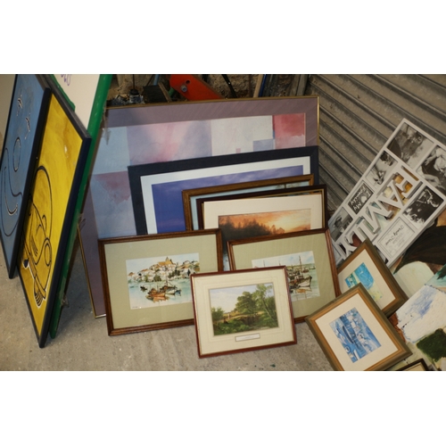 37 - Huge bundle of mixed media pictures