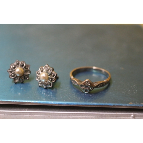 78 - 925 Ring and Earrings - 4.2g