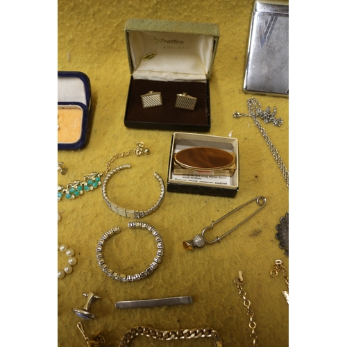 81 - Selection of Nice Costume Jewellery including Several Vintage Pieces