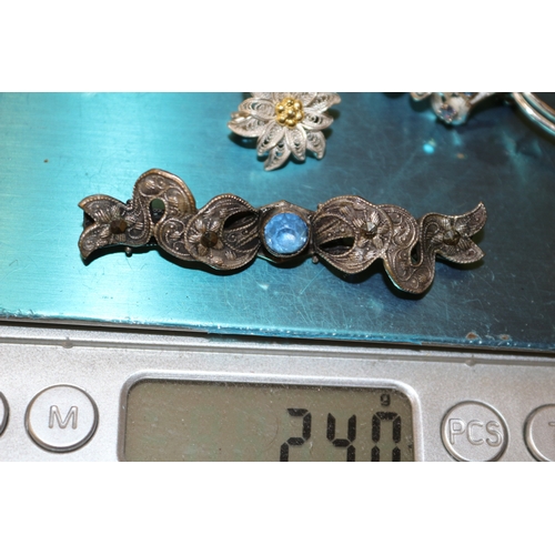 92 - Selection of Silver Filigree Brooches - 24g