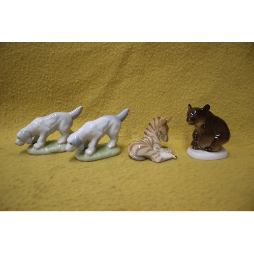 113 - 4 Animals including USSR Baby Giraffe and Bear